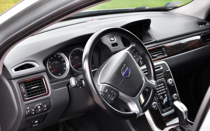 Volvo XC 70 cena 61000 przebieg: 261400, rok produkcji 2013 z Łódź małe 254